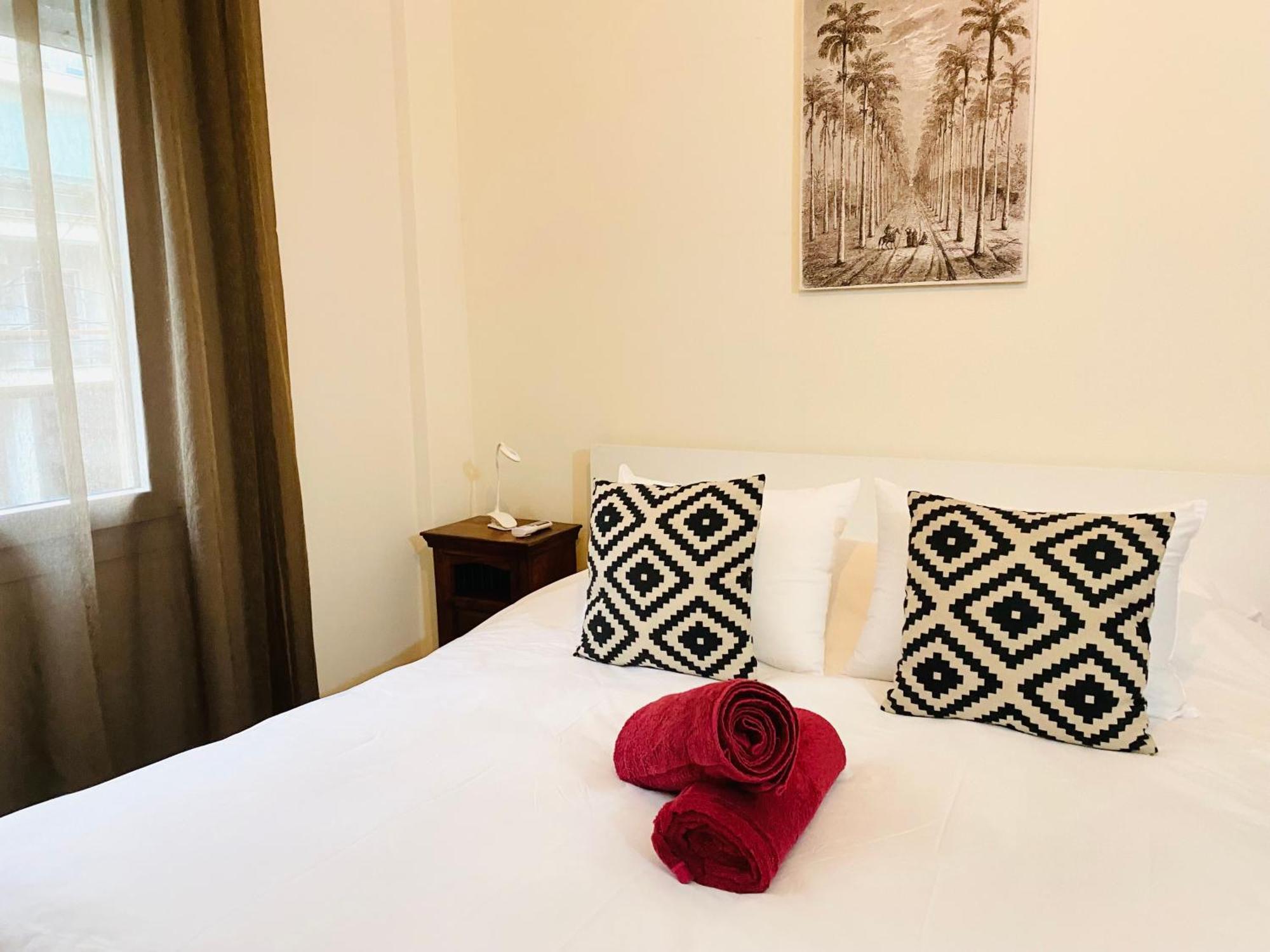 Spacious 2 Bedroom Apartment Downtown Athens - Explore Center By Foot Εξωτερικό φωτογραφία